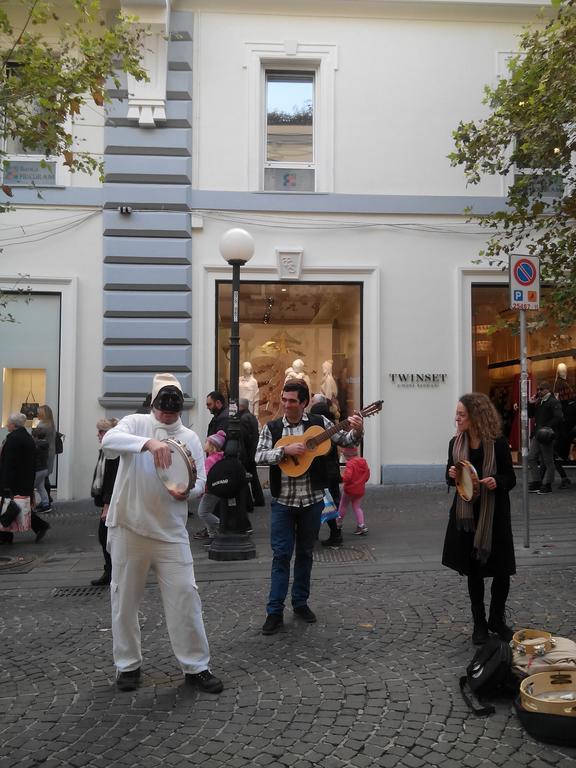 Dolce Vita Vomero Naples Luaran gambar