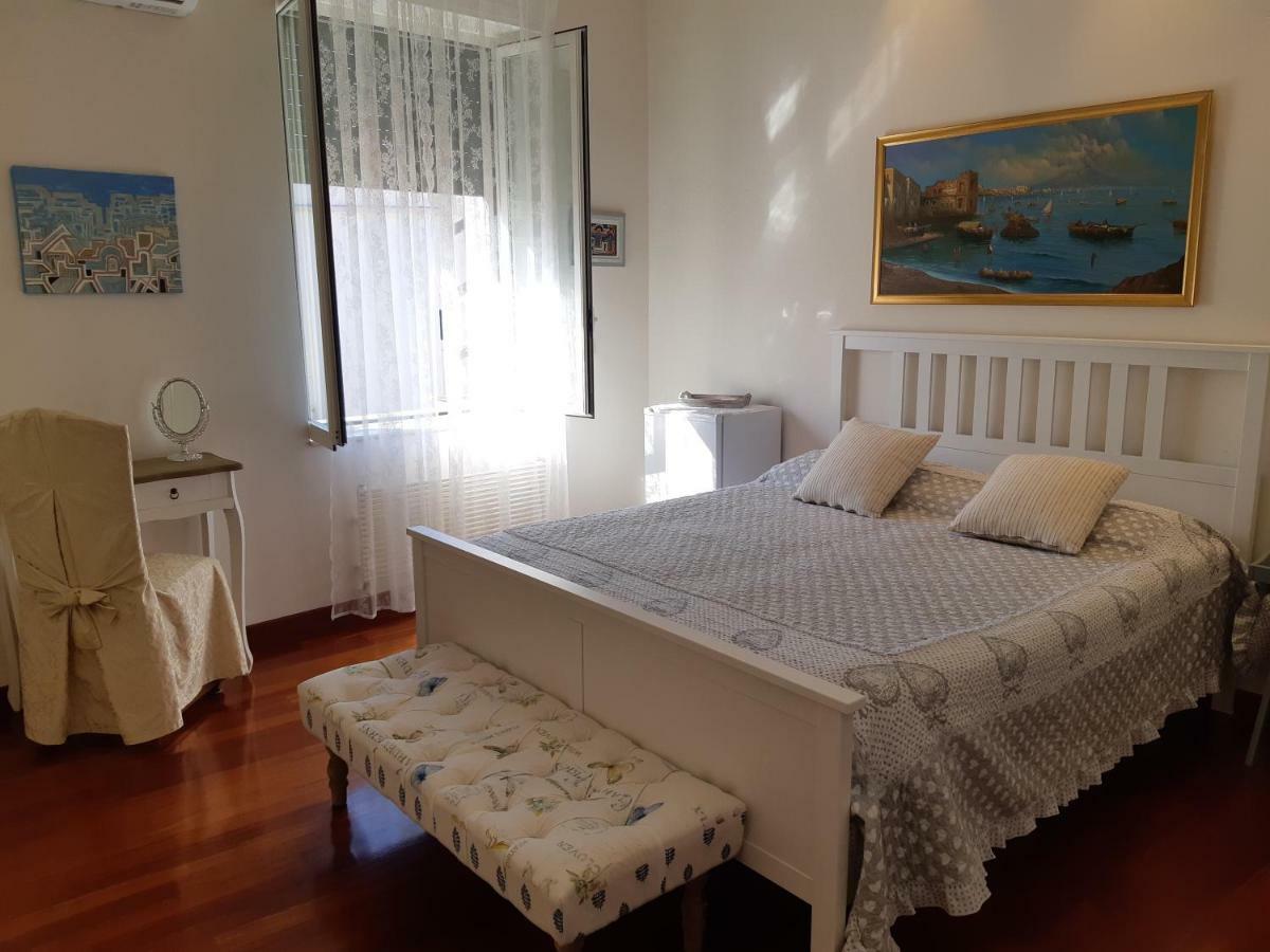 Dolce Vita Vomero Naples Luaran gambar